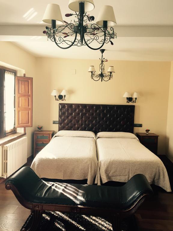 Hostal El Resbalon Cervera De Pisuerga Extérieur photo