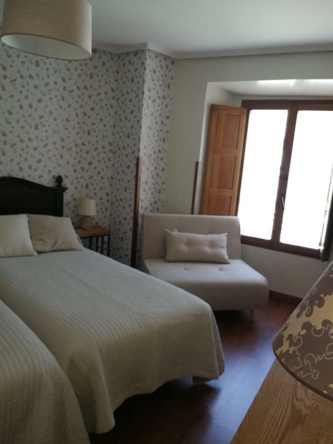 Hostal El Resbalon Cervera De Pisuerga Extérieur photo